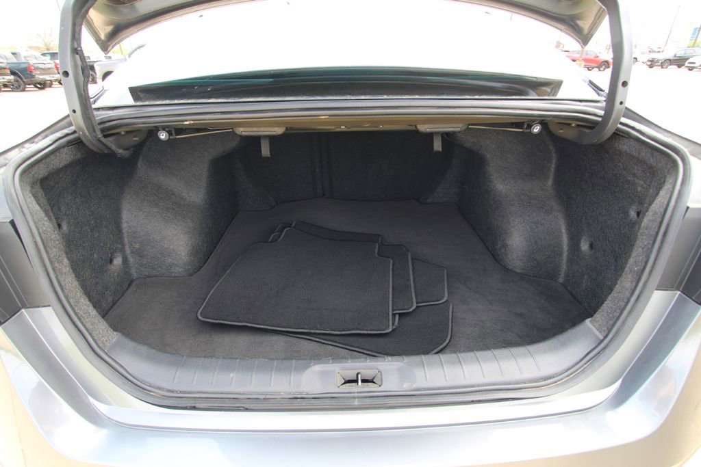 Used 2024 Nissan Altima 2.5 SV w/ SV Premium Package AWD/4WD image 14