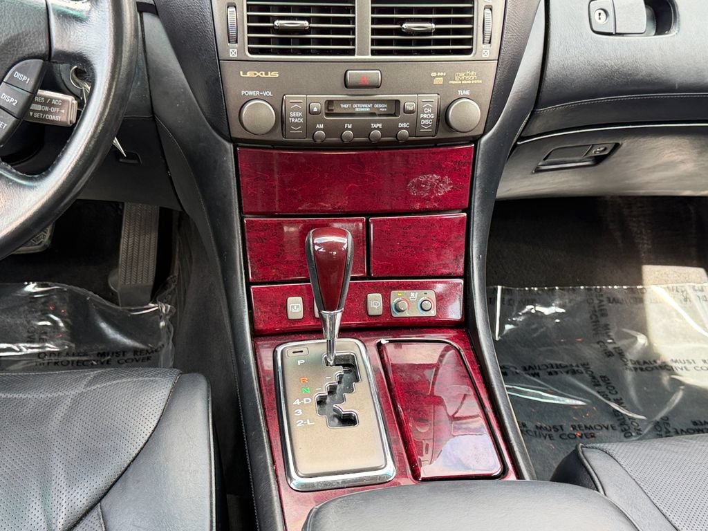 Used 2002 Lexus LS 430 w/ Custom Luxury Pkg RWD image 13