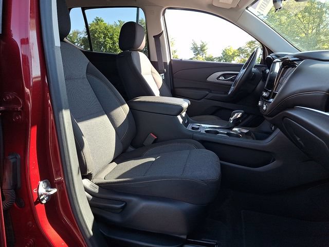 Used 2021 Chevrolet Traverse LT FWD image 33