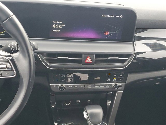 Certified 2024 Kia Seltos S image 13