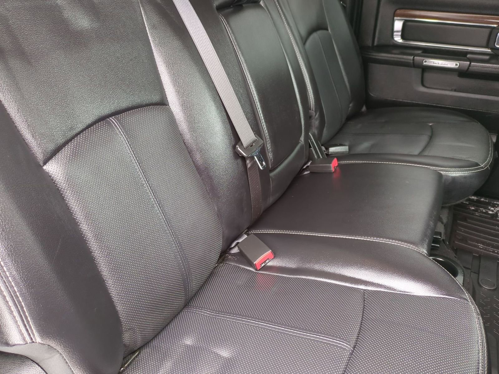 Used 2017 RAM 1500 Laramie w/ Convenience Group image 25