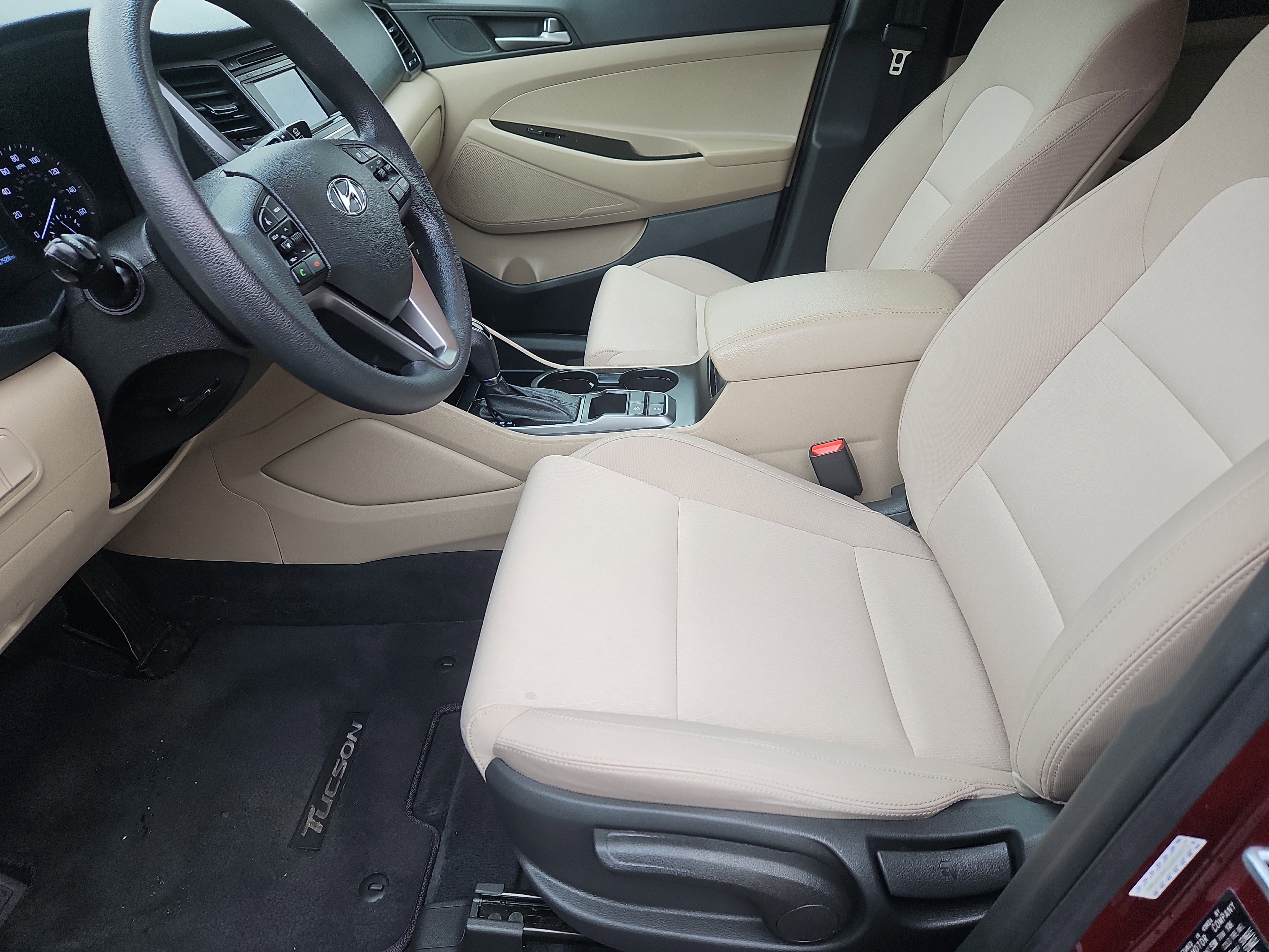 Used 2018 Hyundai Tucson SE image 13