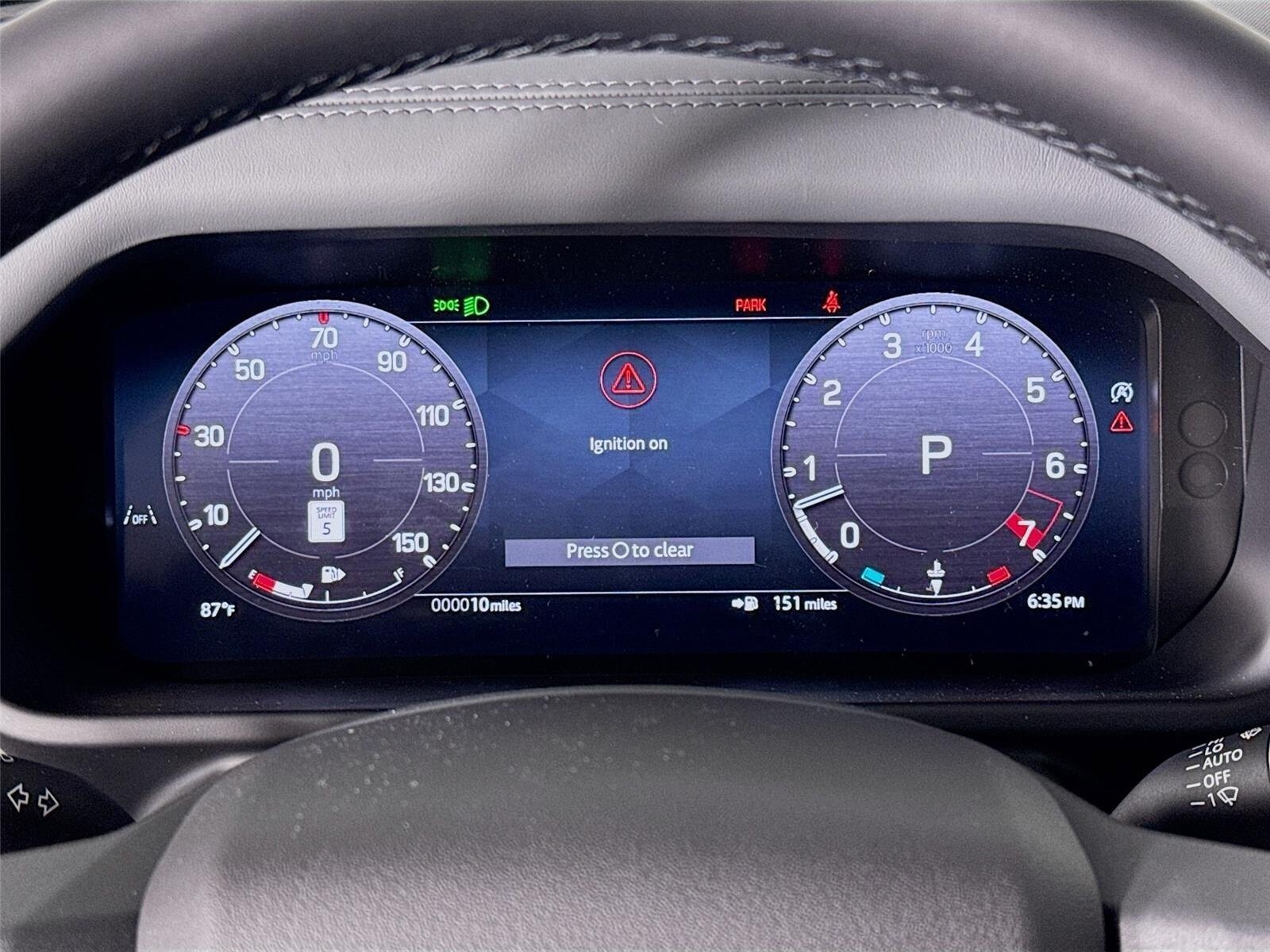 New 2026 Land Rover Defender 110 X-Dynamic SE AWD/4WD image 13