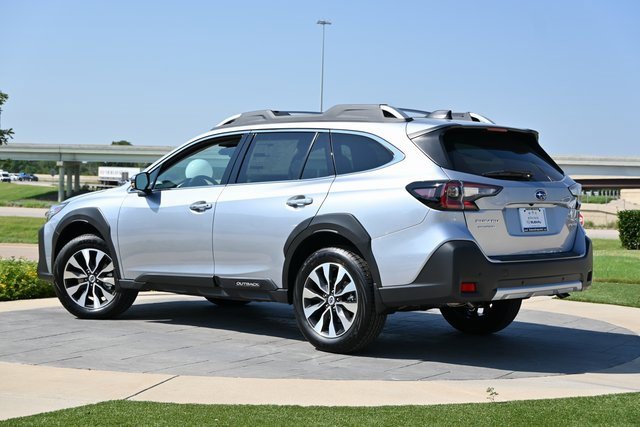 New 2025 Subaru Outback Touring XT image 5