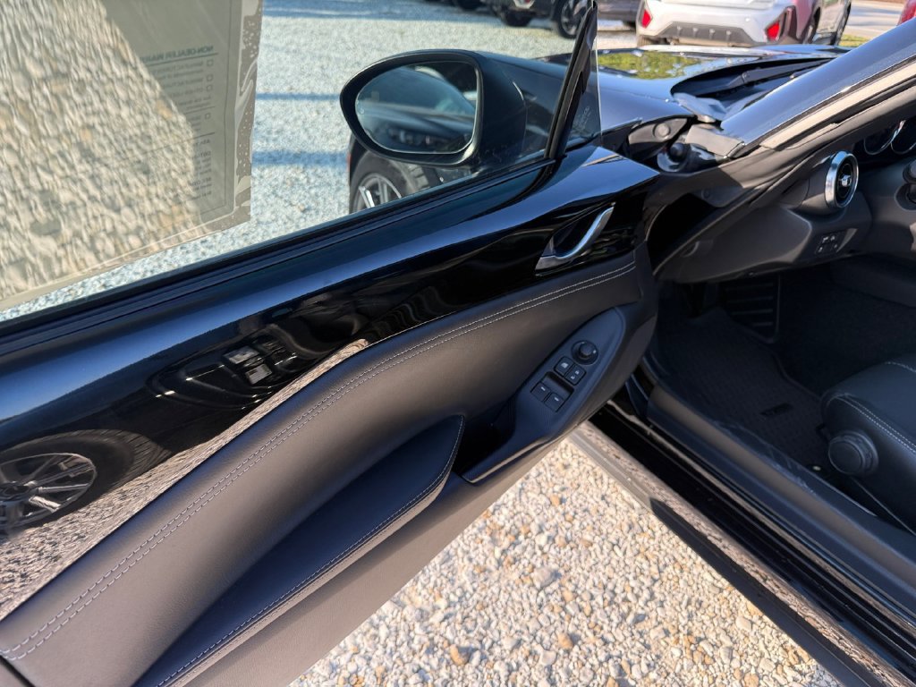 Certified 2024 MAZDA MX-5 Miata RF Grand Touring RWD image 12