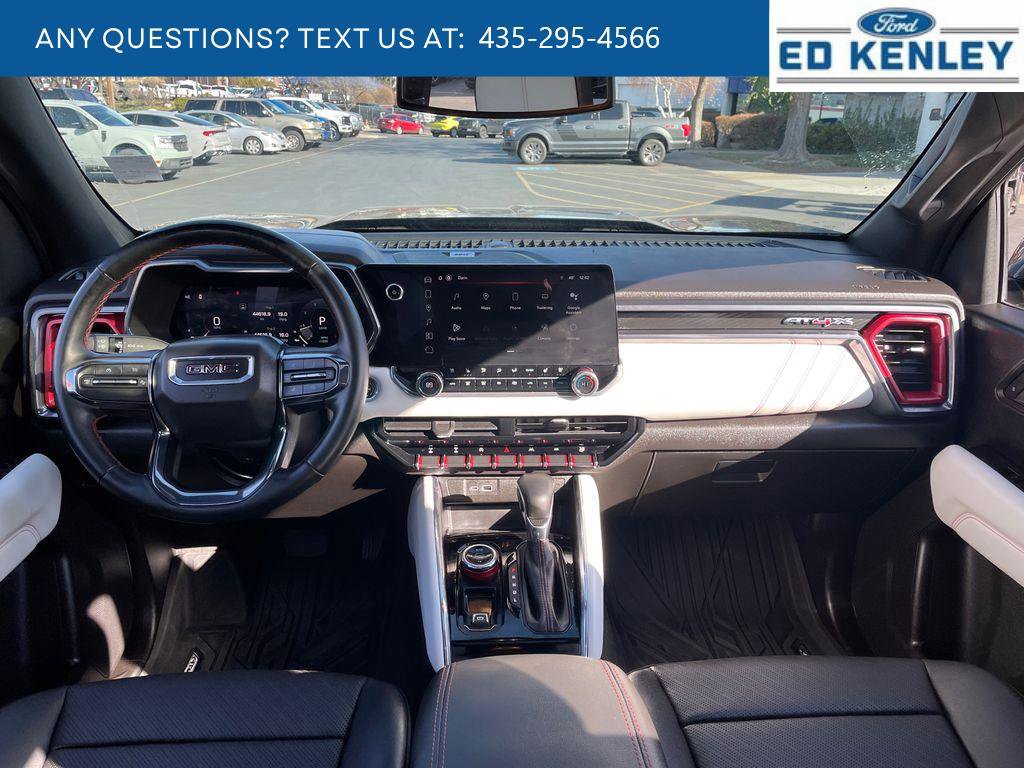 Used 2023 GMC Canyon AT4X image 9