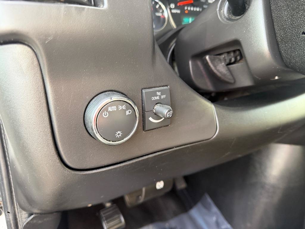Used 2017 Chevrolet Express 3500 LS RWD image 22