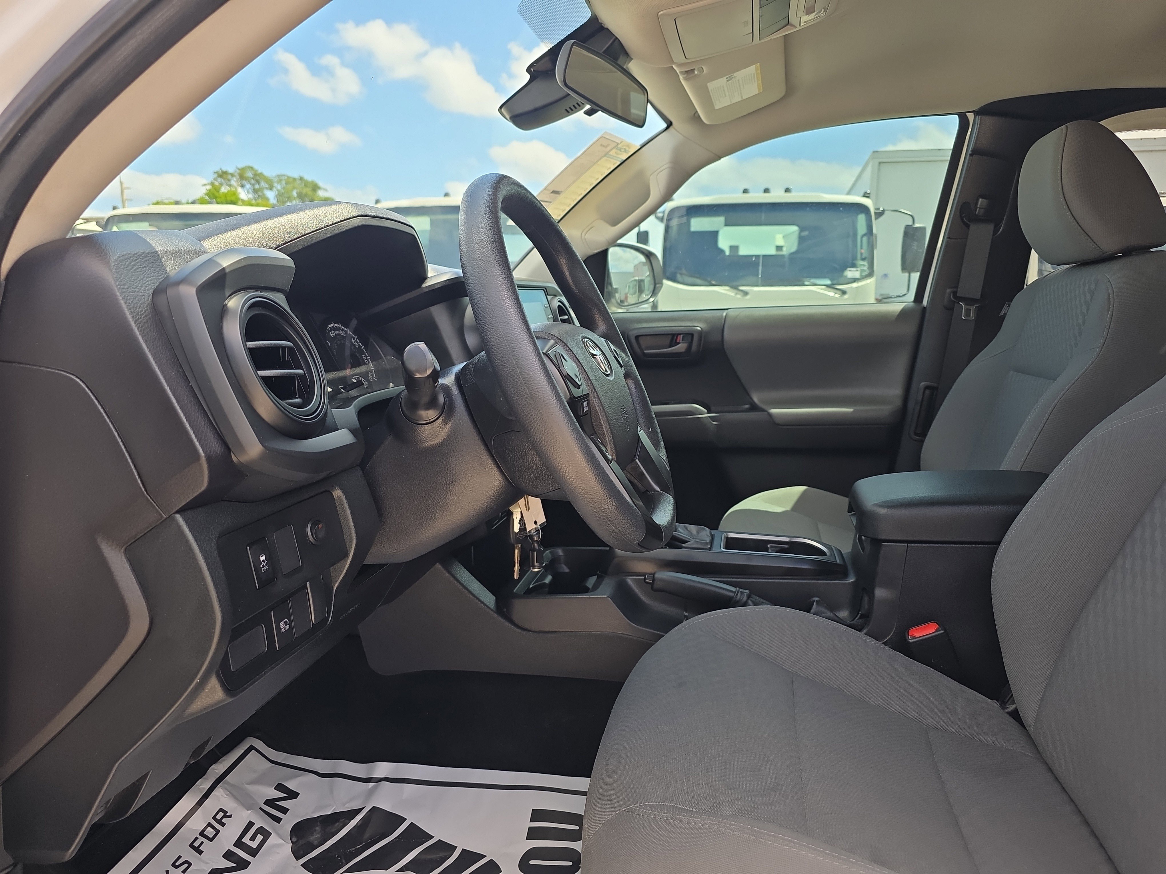 Used 2023 Toyota Tacoma SR RWD image 22