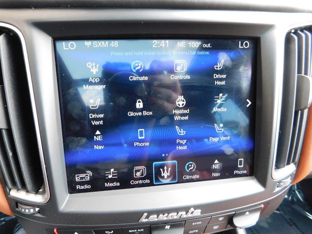 Used 2017 Maserati Levante w/ Luxury Package image 15