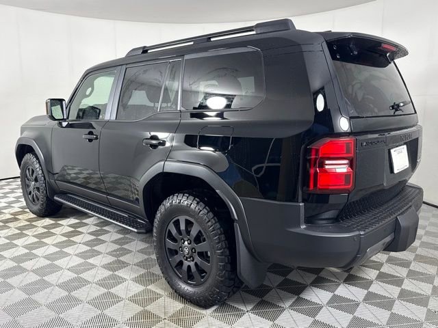 Used 2025 Toyota Land Cruiser image 4