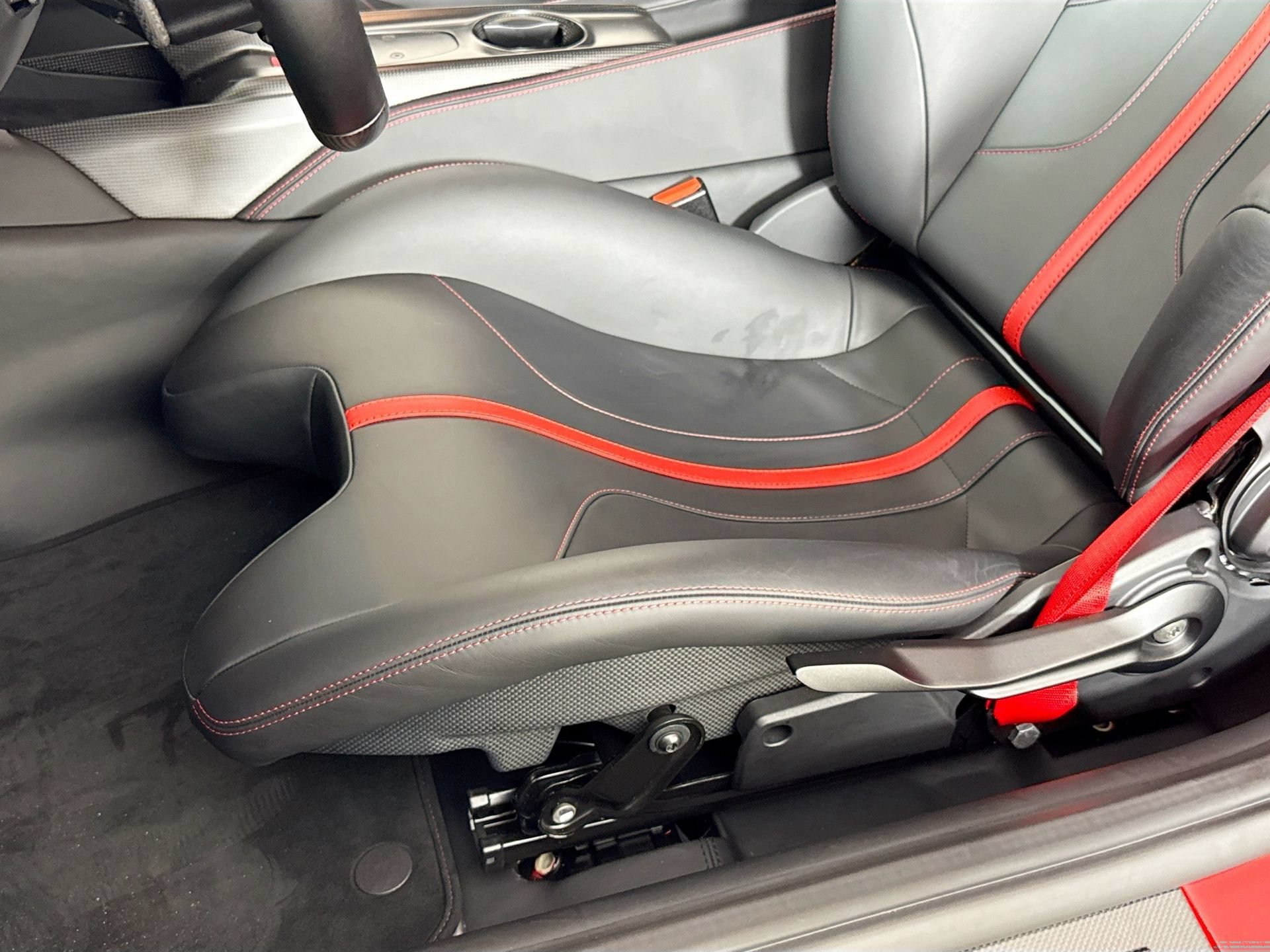 Certified 2017 Ferrari F12tdf RWD image 18
