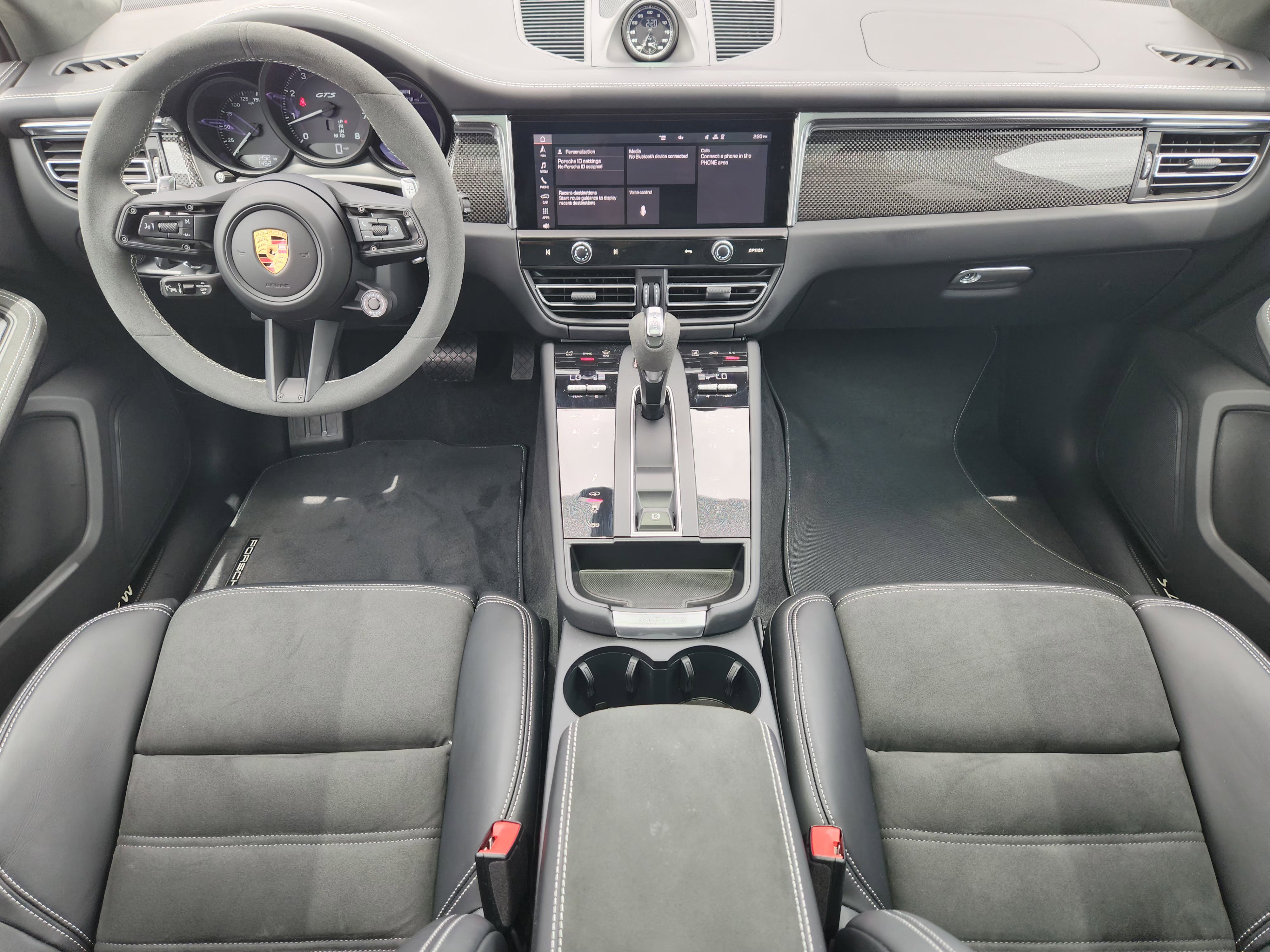 Used 2026 Porsche Macan GTS AWD/4WD image 25
