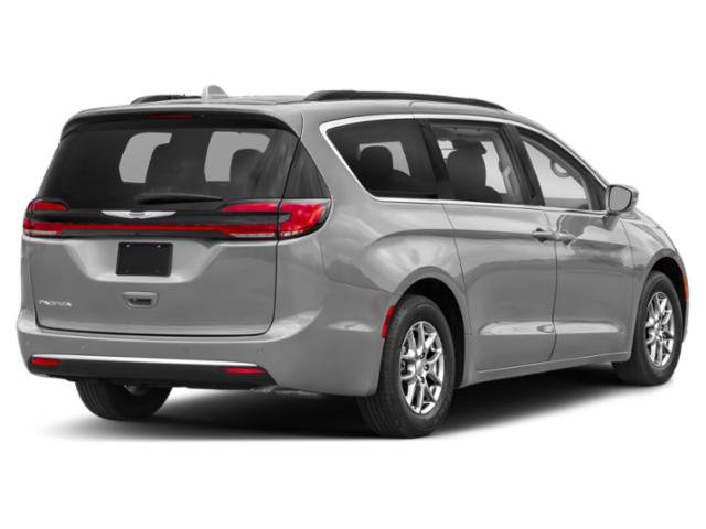 Certified 2023 Chrysler Pacifica Touring-L image 3