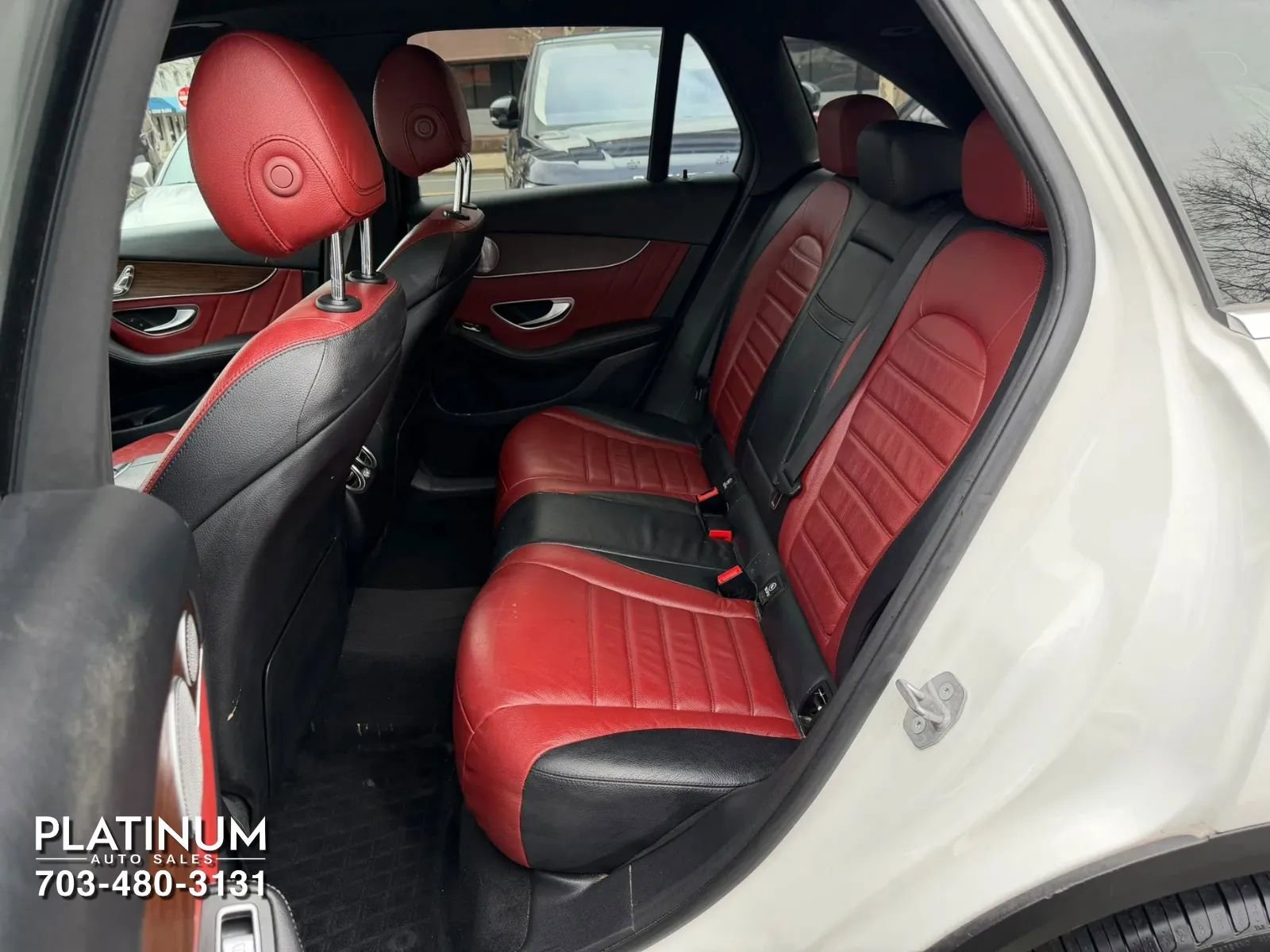 Used 2021 Mercedes-Benz GLC 300 4MATIC image 16