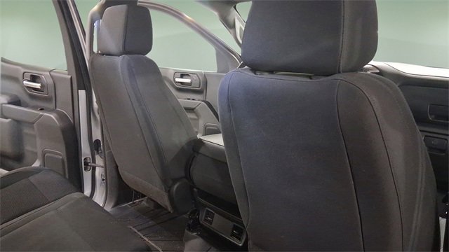 Used 2020 Chevrolet Silverado 1500 Custom w/ Custom Value Package image 16