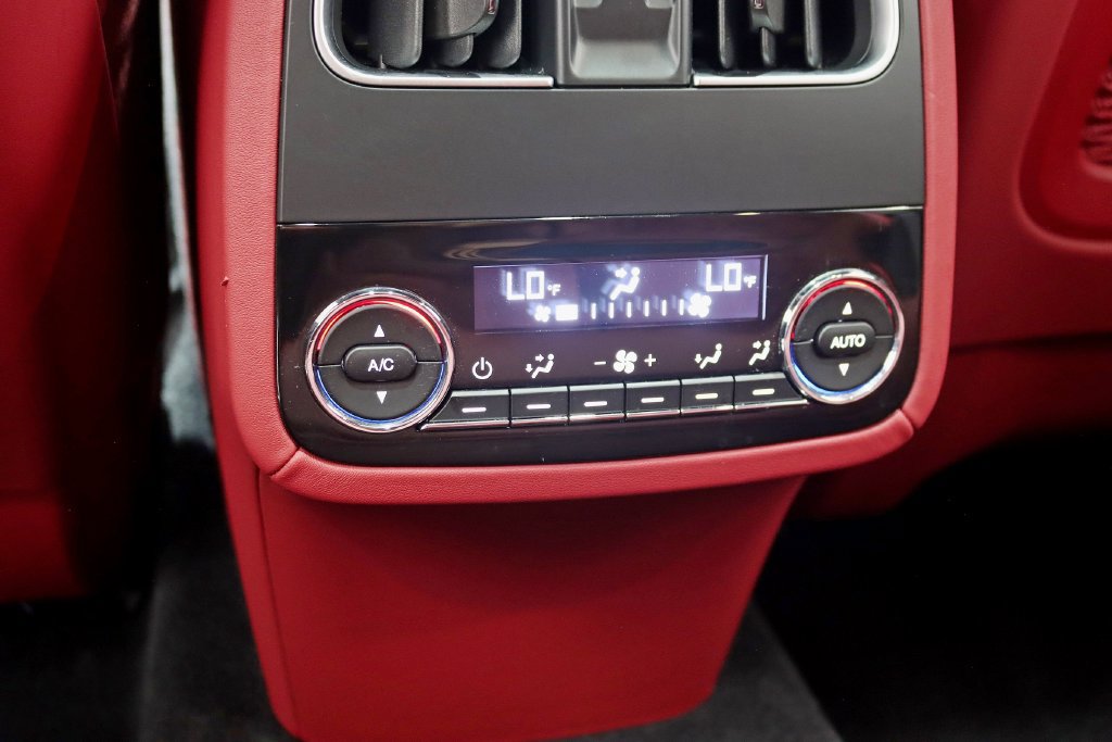 Used 2022 Maserati Levante Modena S AWD/4WD image 25
