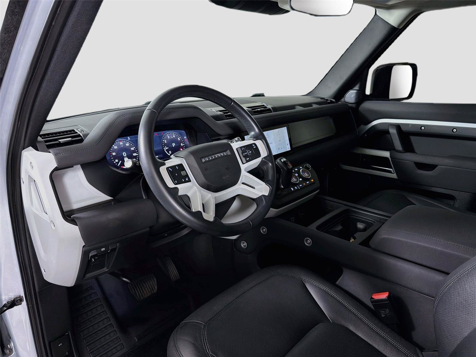 Certified 2023 Land Rover Defender 90 S AWD/4WD image 9