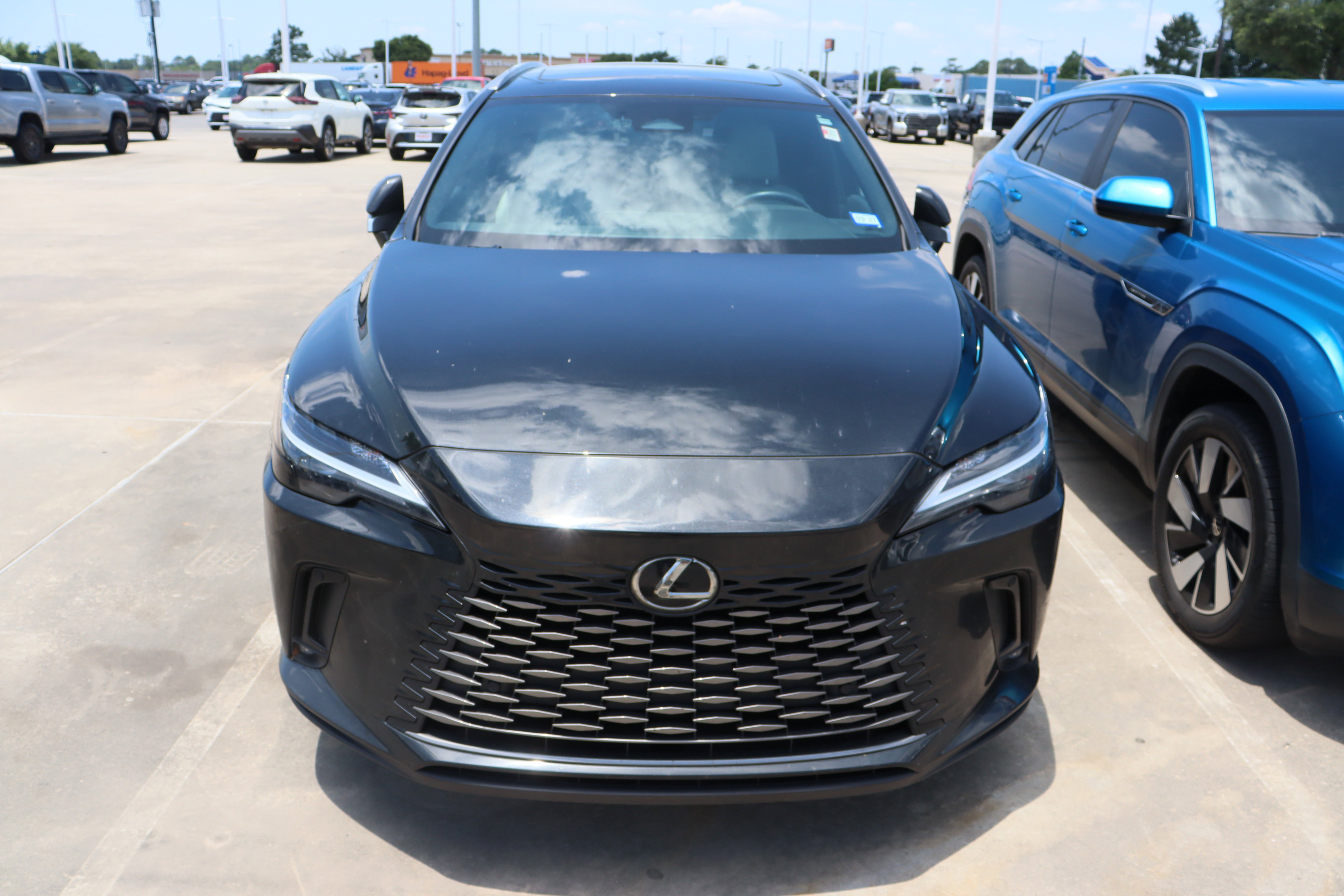 Used 2023 Lexus RX 350 Premium w/ Accessory Package (Z1) FWD image 4