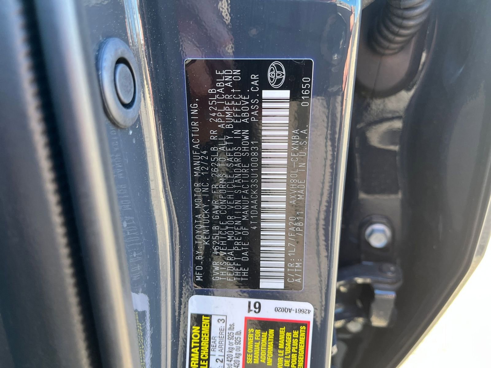 Used 2025 Toyota Camry LE image 23