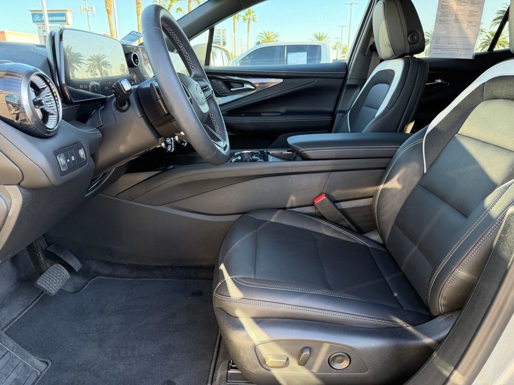 Used 2025 Chevrolet Blazer EV LT image 6