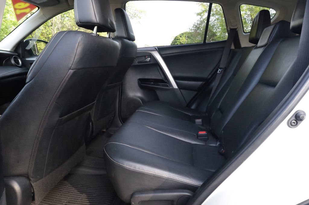 Used 2016 Toyota RAV4 Limited FWD image 14