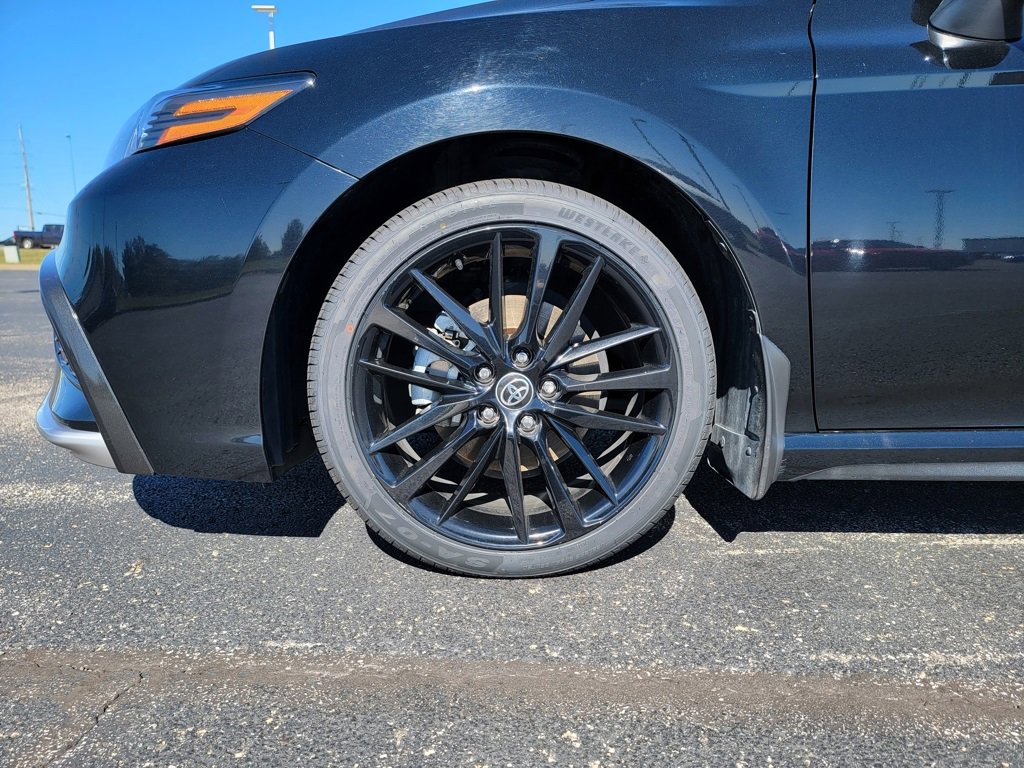 Used 2023 Toyota Camry XSE image 21