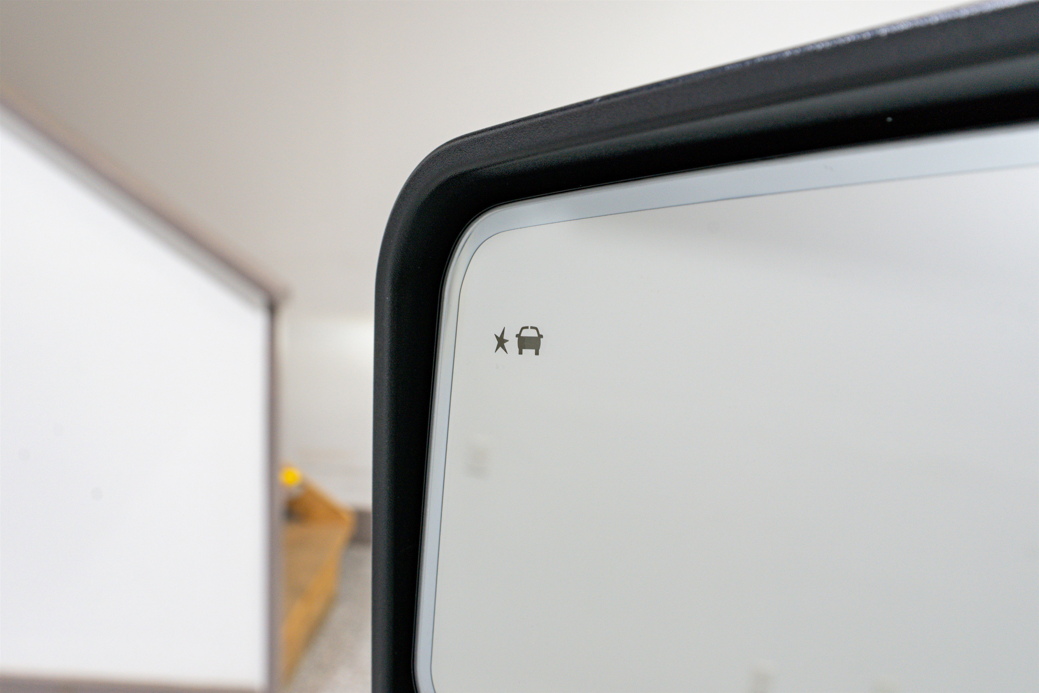 Used 2024 GMC Sierra 2500 AT4 image 17