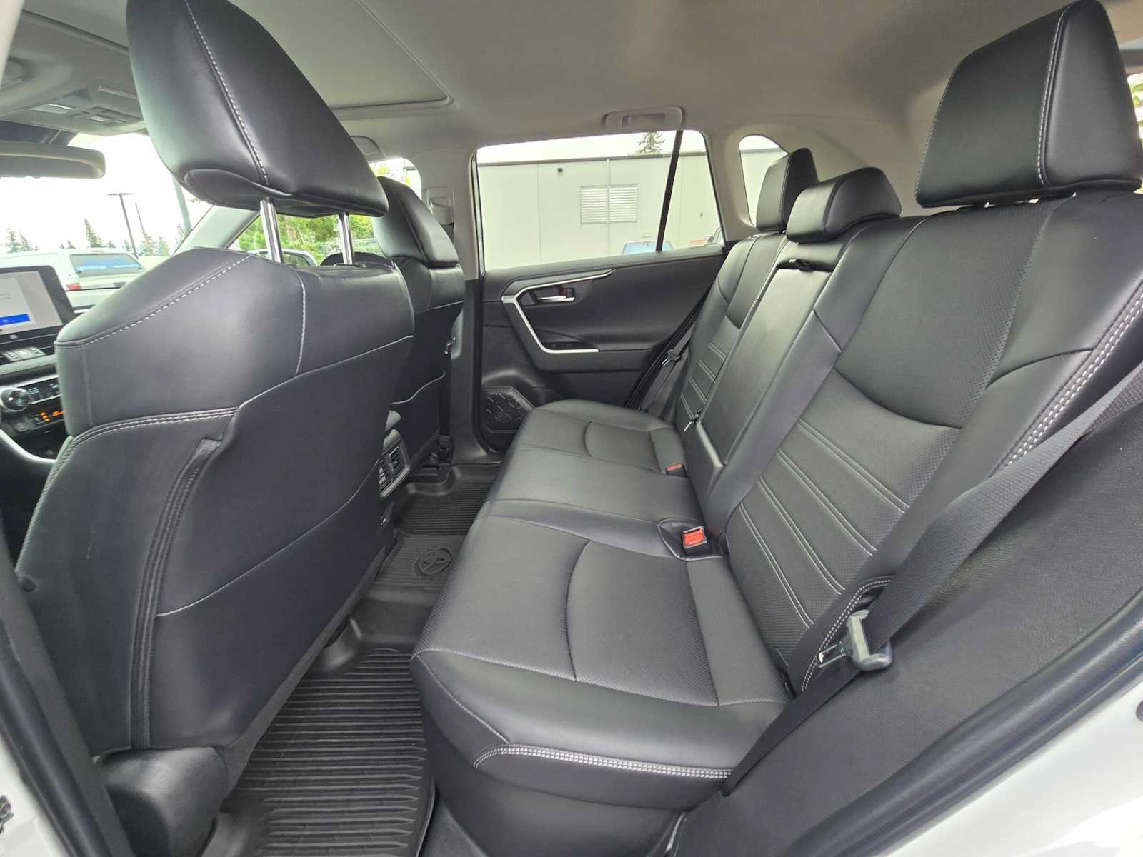 Used 2023 Toyota RAV4 Limited w/ Limited Grade Weather Package AWD/4WD image 16