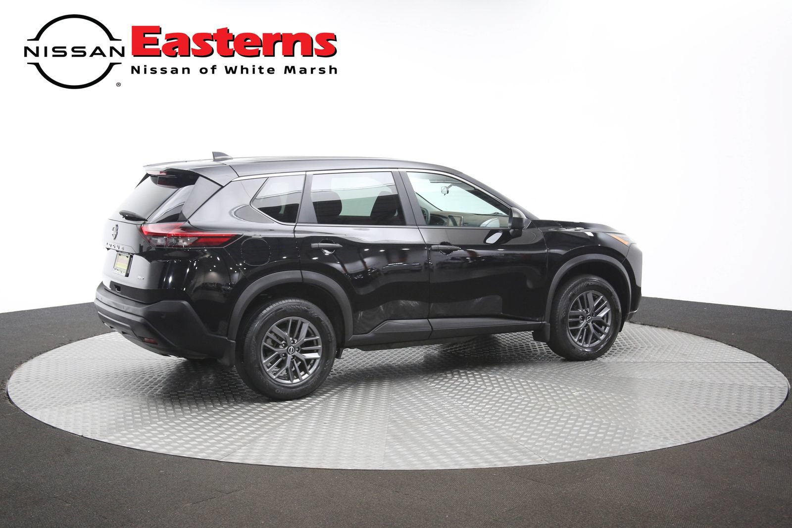 Used 2023 Nissan Rogue S AWD/4WD image 39