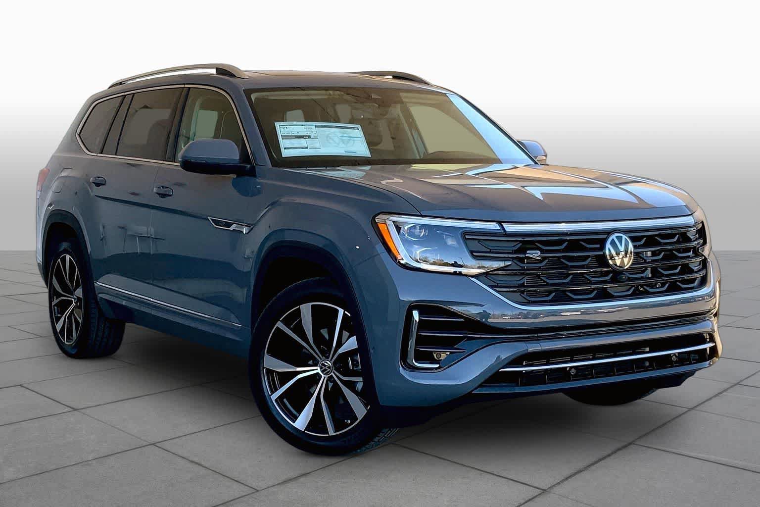 New 2026 Volkswagen Atlas SEL Premium R-Line AWD/4WD image 2