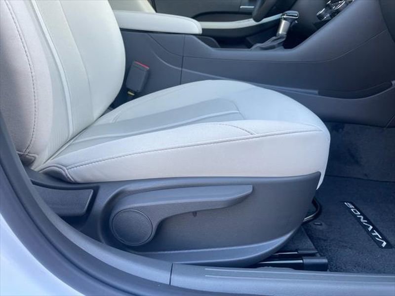 New 2026 Hyundai Sonata SE image 23