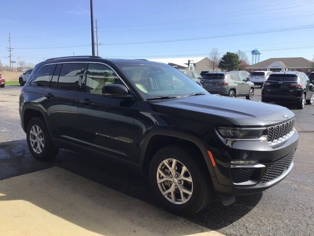 Used 2022 Jeep Grand Cherokee Limited image 9