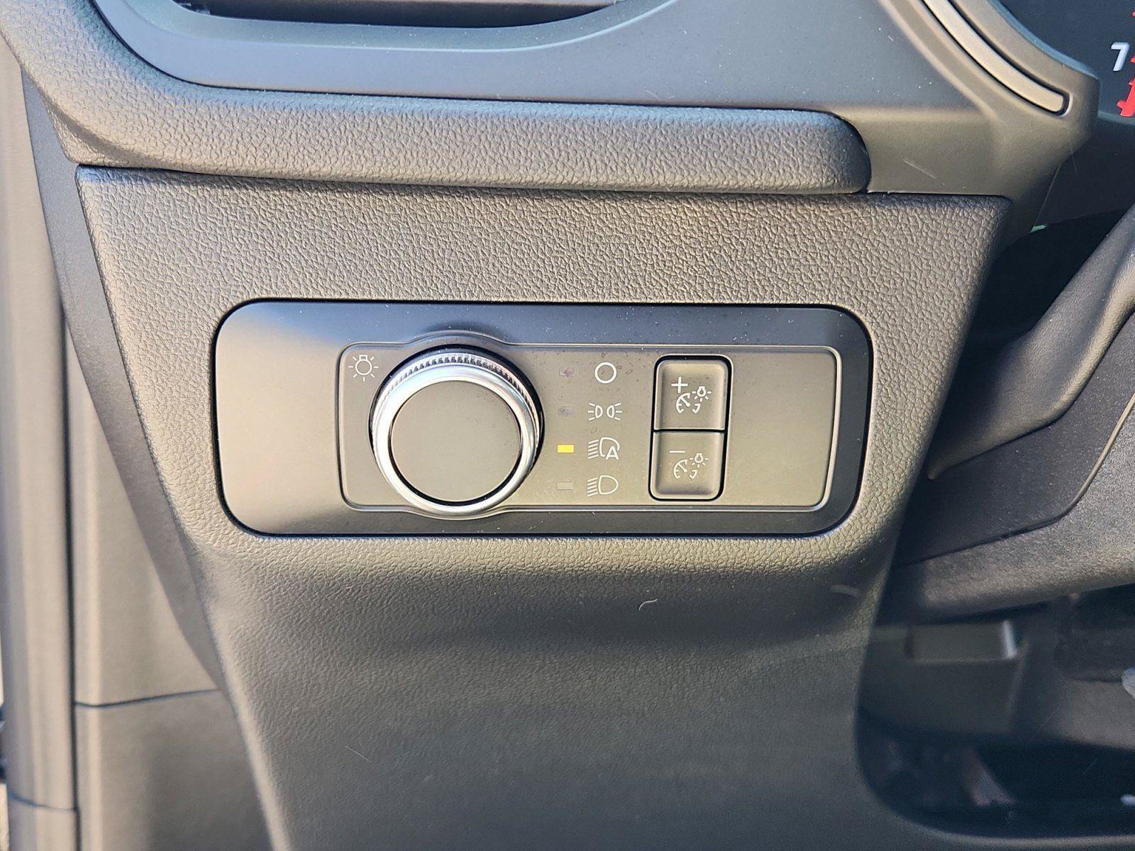 Certified 2022 Ford Escape S AWD/4WD image 17