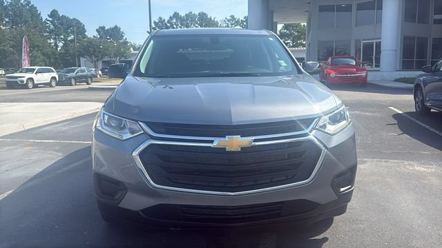 Used 2021 Chevrolet Traverse LS FWD image 2