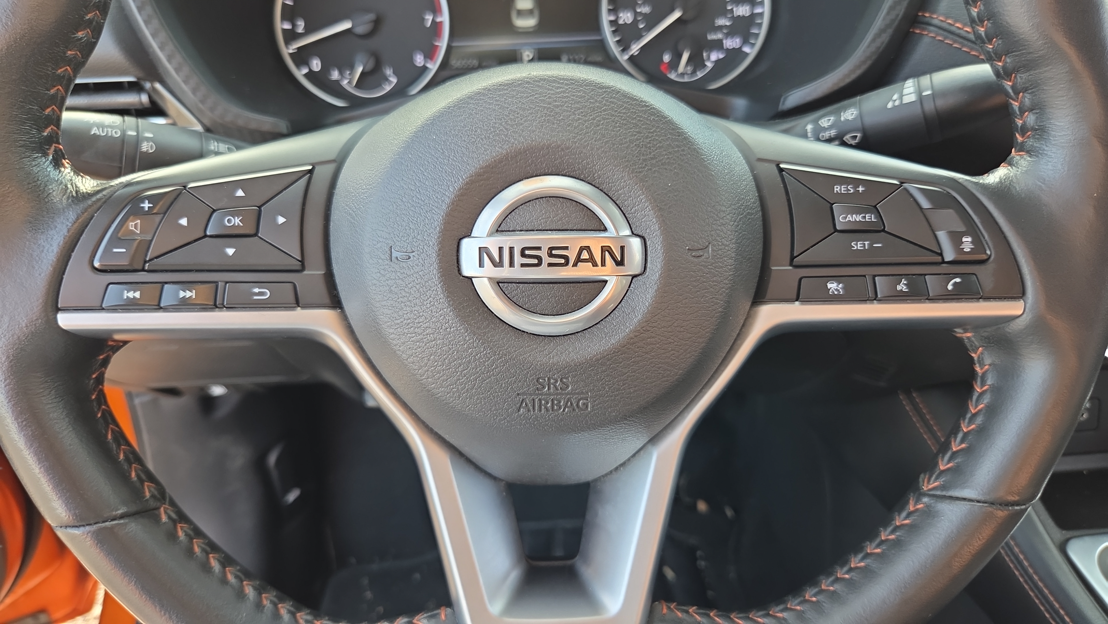 Used 2022 Nissan Sentra SR w/ SR Premium Package FWD image 24