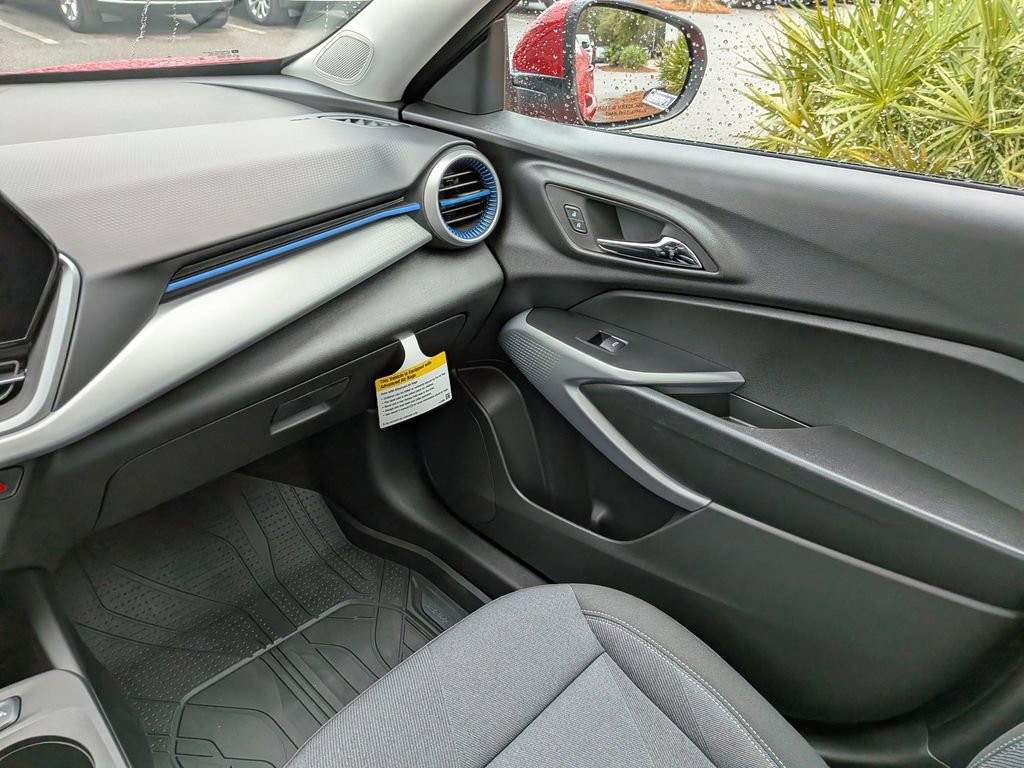 New 2026 Chevrolet Trax LS w/ LS Convenience Package image 16