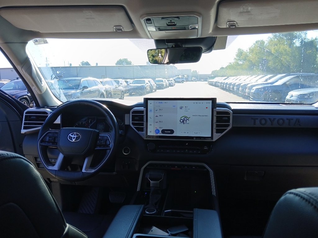 Used 2023 Toyota Tundra Limited AWD/4WD image 24