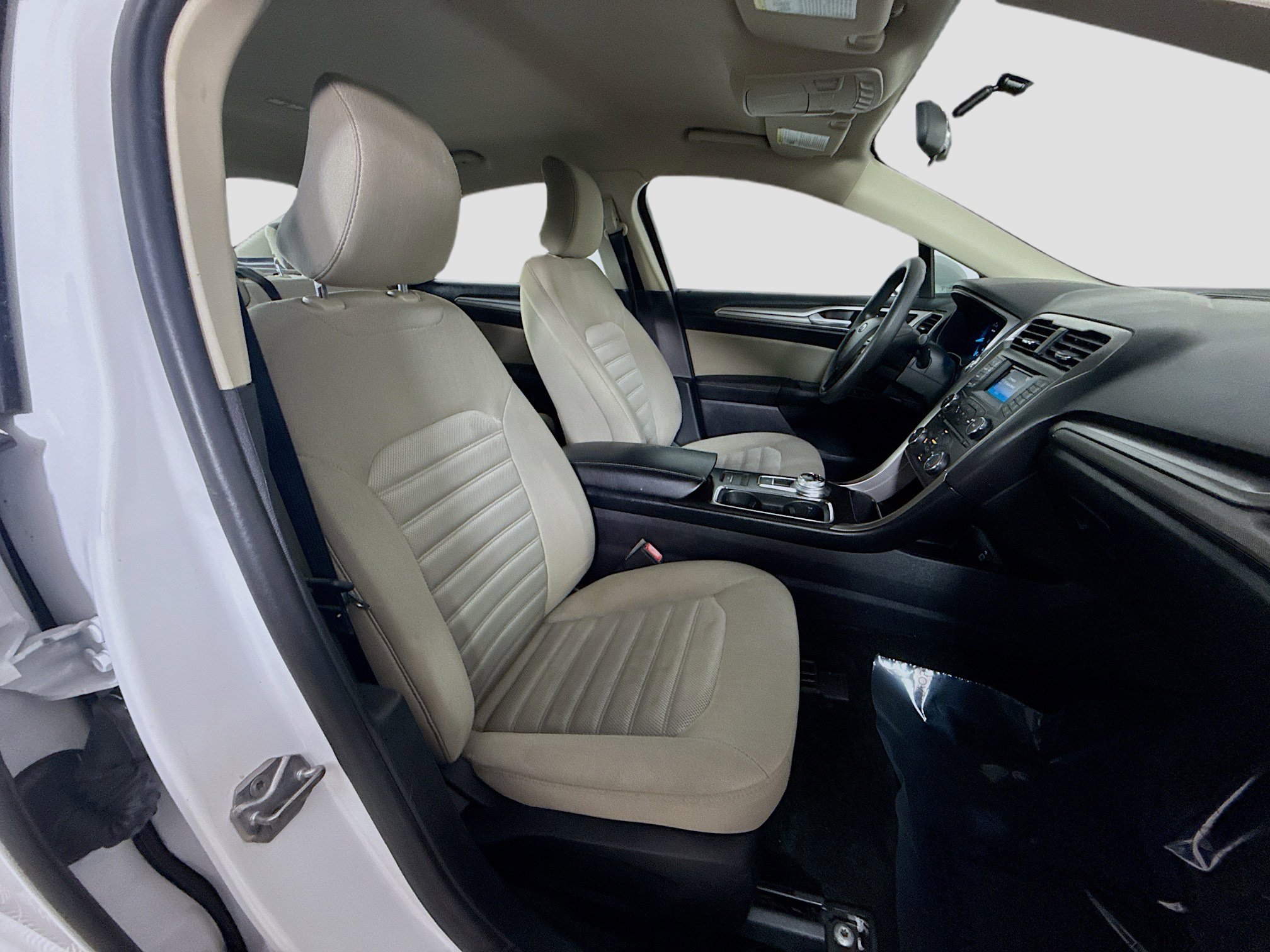 Used 2018 Ford Fusion S image 29