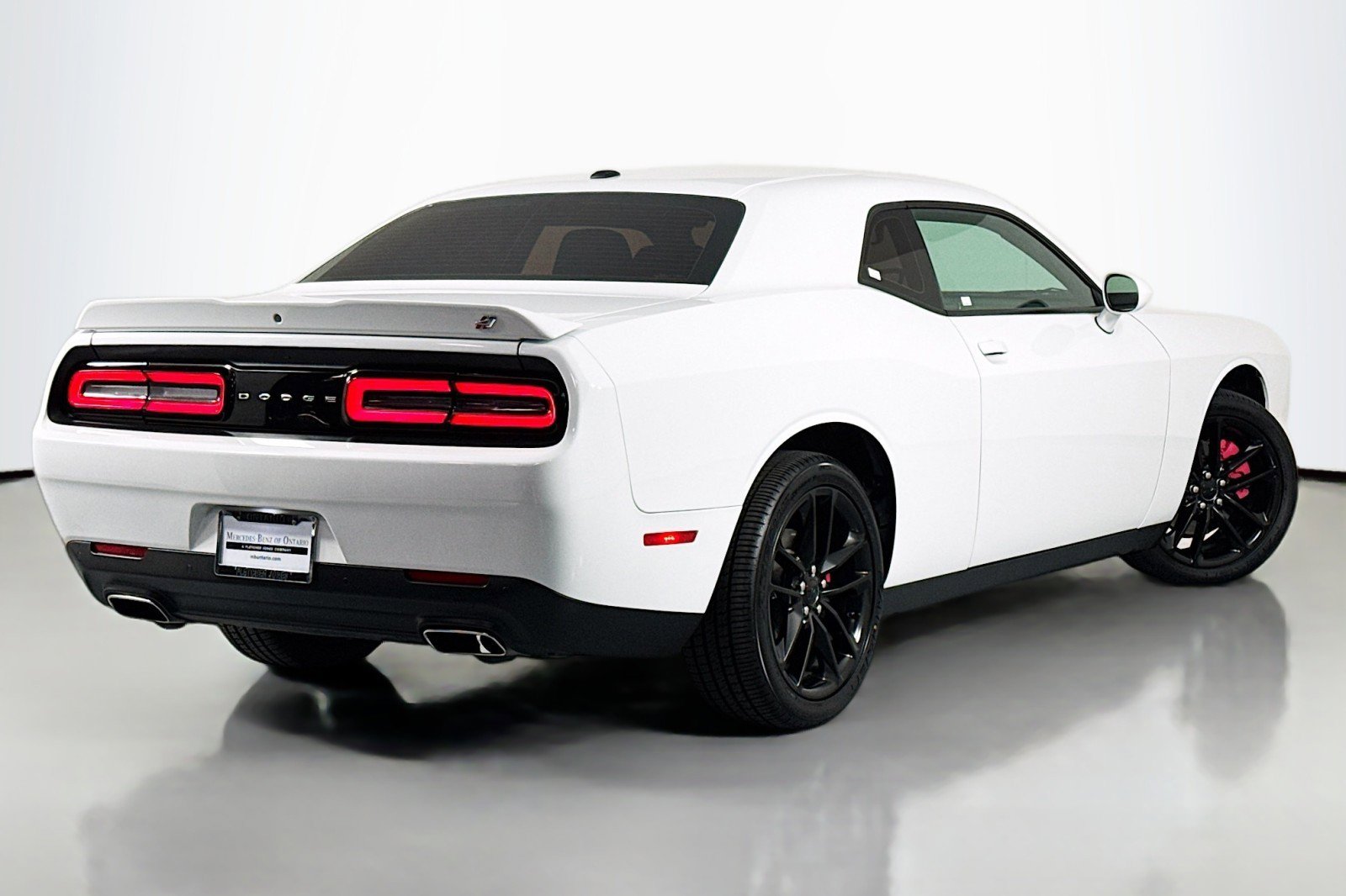 Used 2022 Dodge Challenger GT image 11