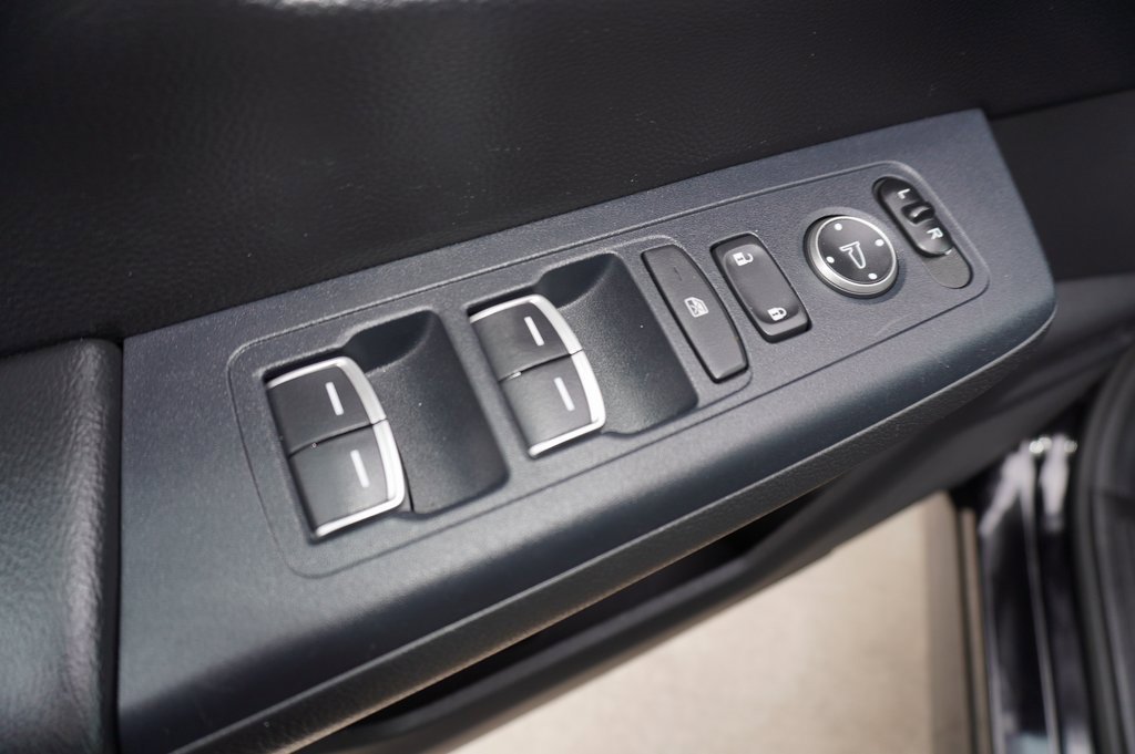 Used 2023 Honda CR-V EX-L image 15