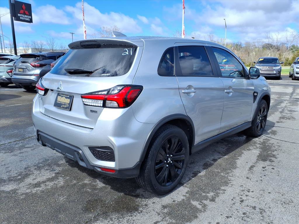 Used 2025 Mitsubishi Outlander Sport LE image 16