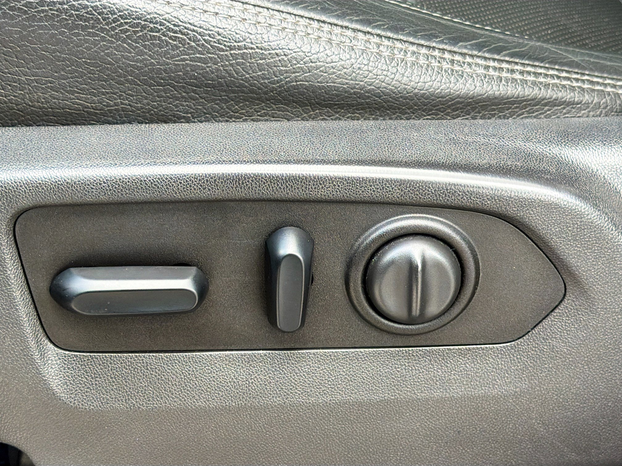 Used 2019 GMC Sierra 1500 Denali w/ Denali Ultimate Package image 25