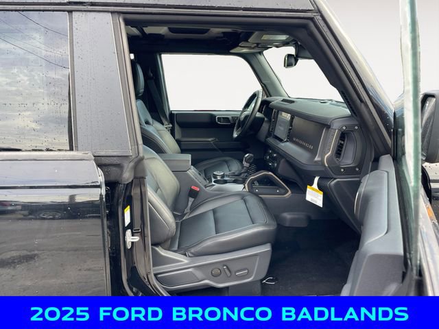 New 2025 Ford Bronco Badlands image 15