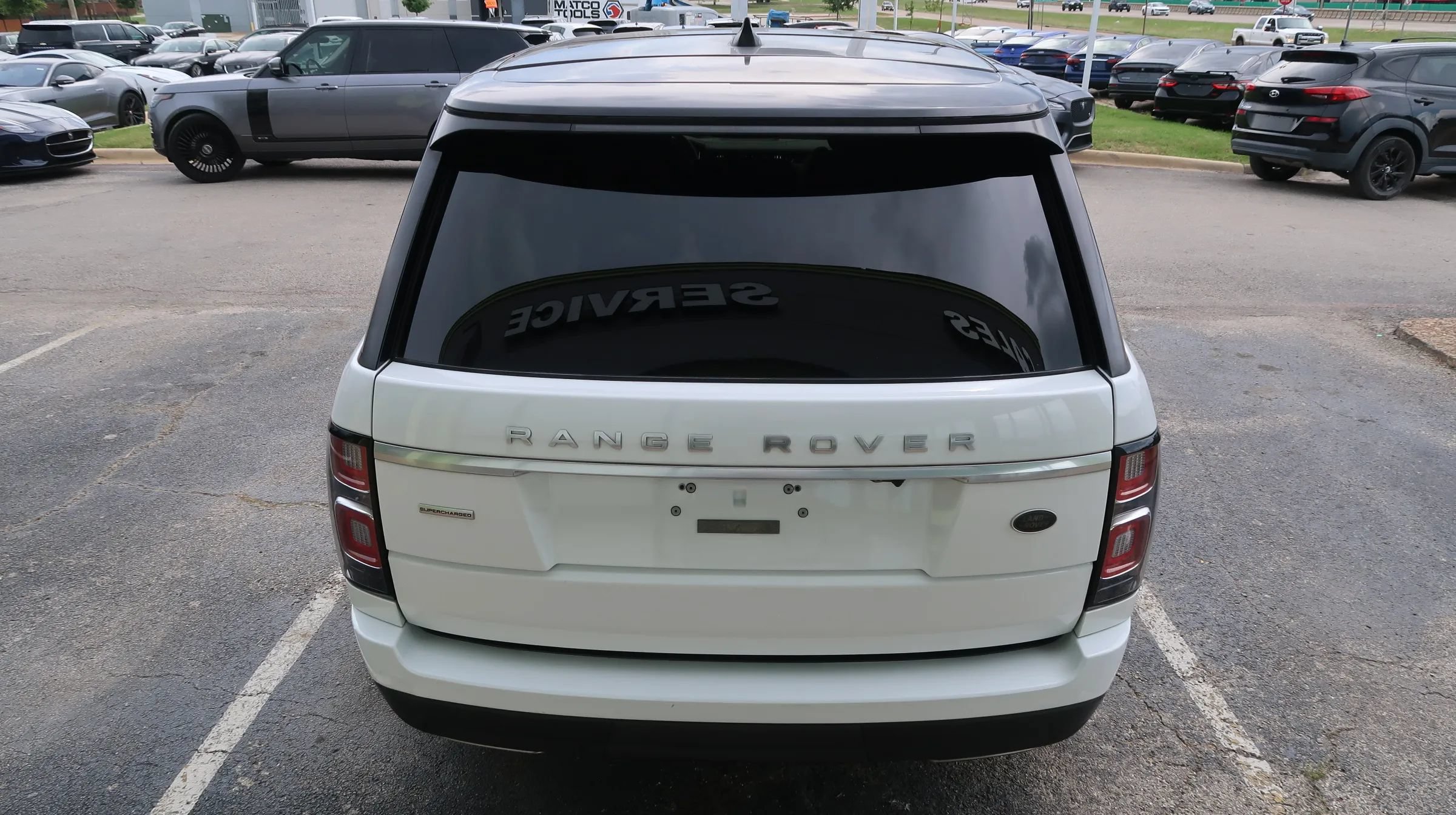 Used 2018 Land Rover Range Rover Long Wheelbase Supercharged AWD/4WD image 11
