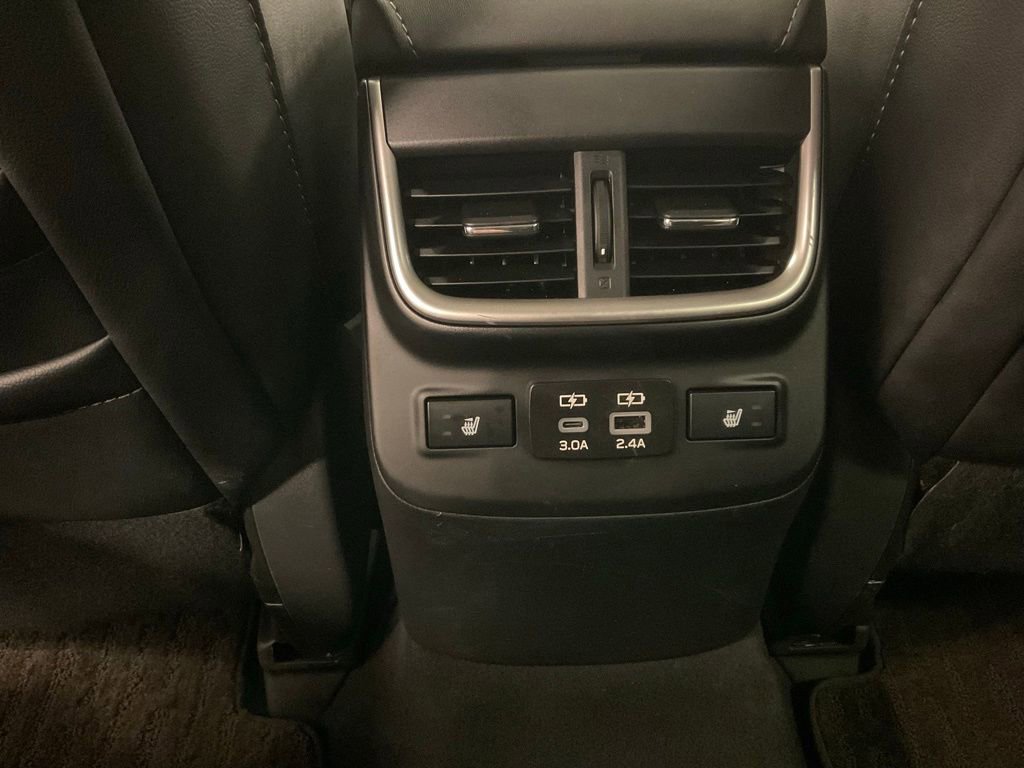 Certified 2025 Subaru Outback Limited AWD/4WD image 36