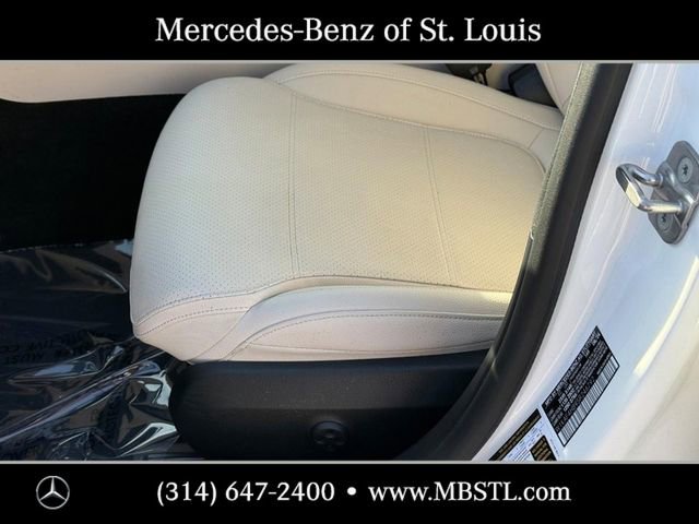 Certified 2025 Mercedes-Benz C 300 4MATIC Sedan image 20