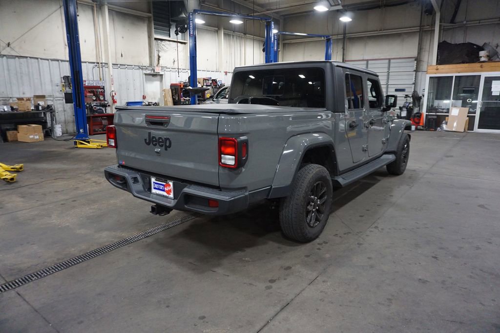 Used 2022 Jeep Gladiator Sport AWD/4WD image 19