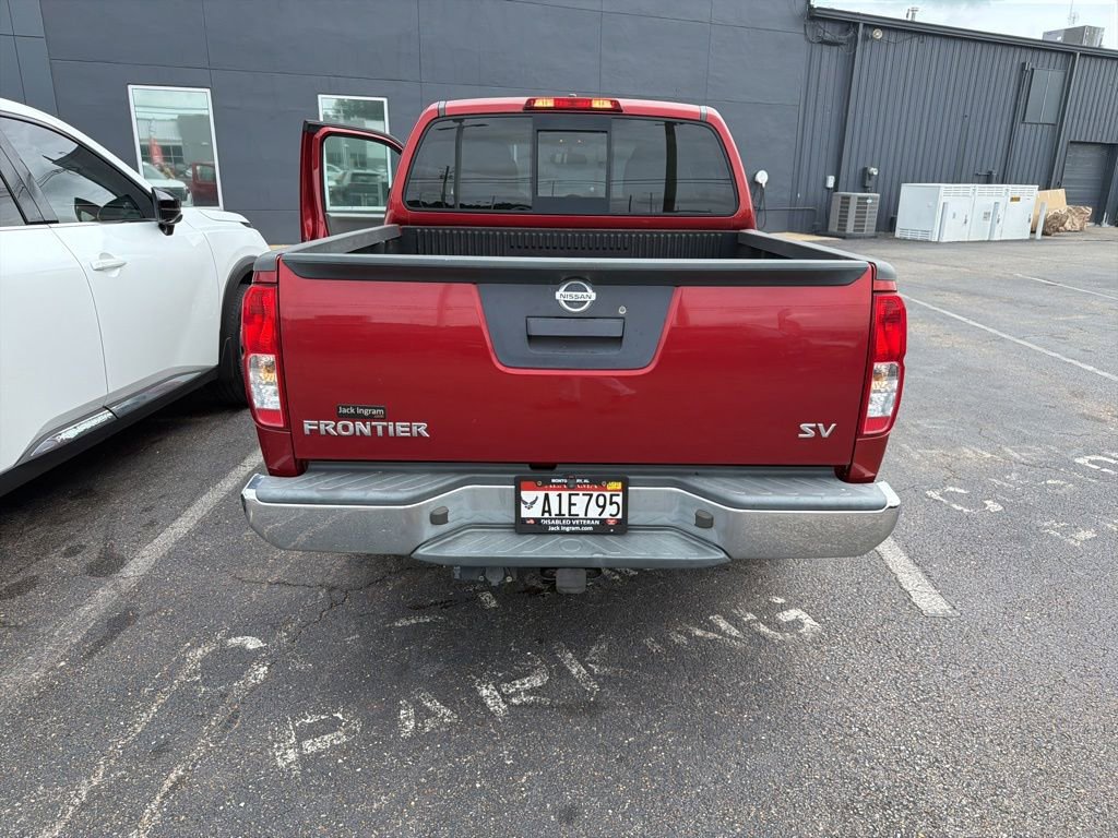 Used 2014 Nissan Frontier SV RWD image 6