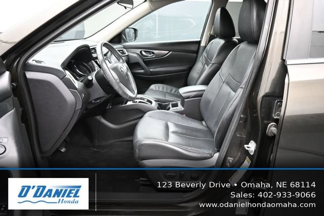 Used 2015 Nissan Rogue SL AWD/4WD image 25