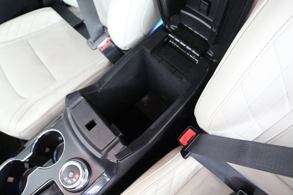 Used 2018 Ford Explorer Platinum AWD/4WD image 32